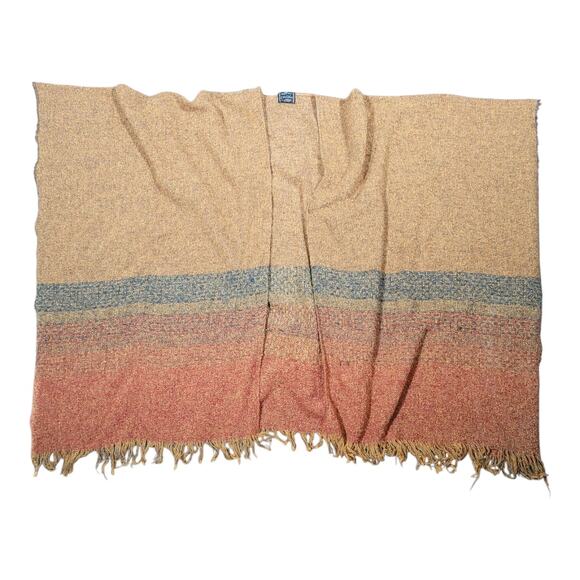 Celtic Kerry Woollen Mills Lambswool Shawl Wrap Fringe Cape Made in Ireland - Picture 9 of 9